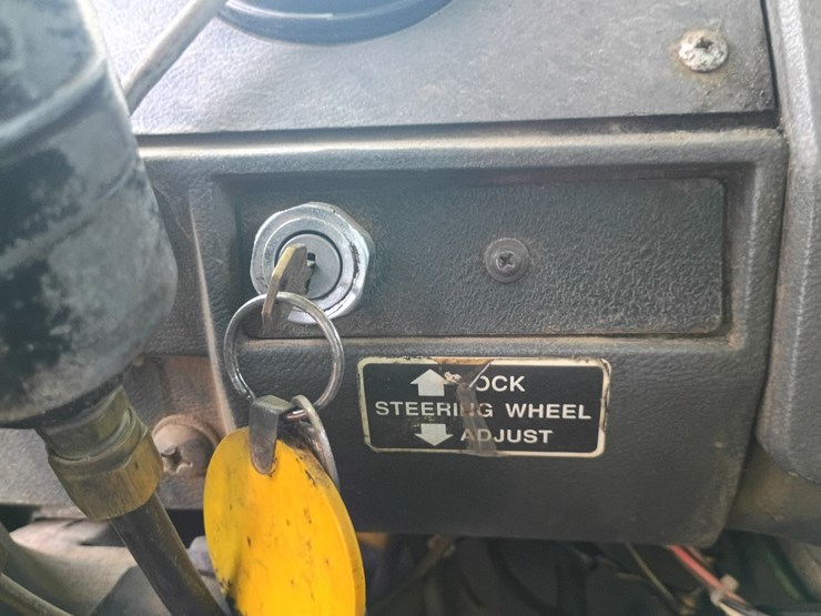 1997-mack-rd688s-image-60