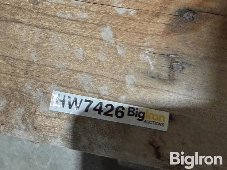 pallet-of-misc-truck-parts-image-20