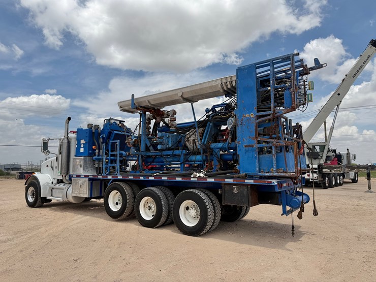 2007-peterbilt-357-image-4