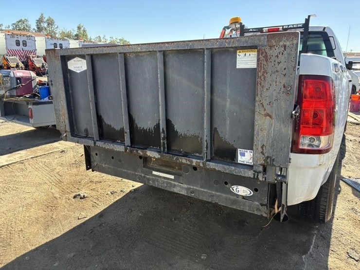 2012-gmc-sierra-2500-image-16