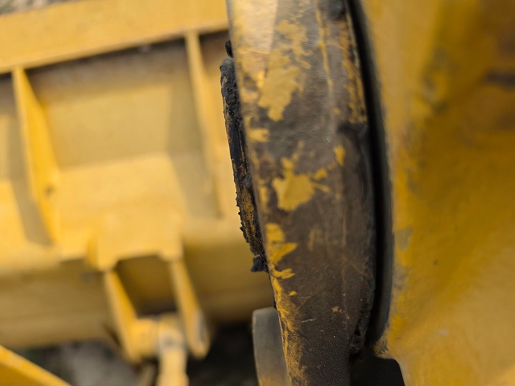 1983-caterpillar-973-image-120