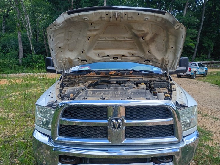 2014-dodge-3500-image-9