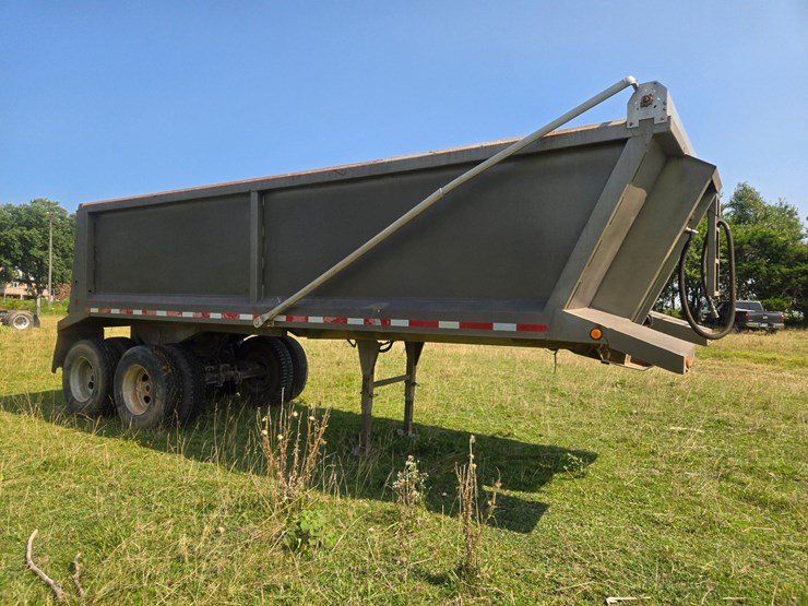 2005-hilbilt-end-dump-image-19