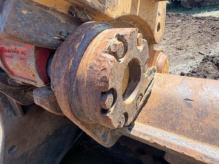 2010-caterpillar-328d-image-143