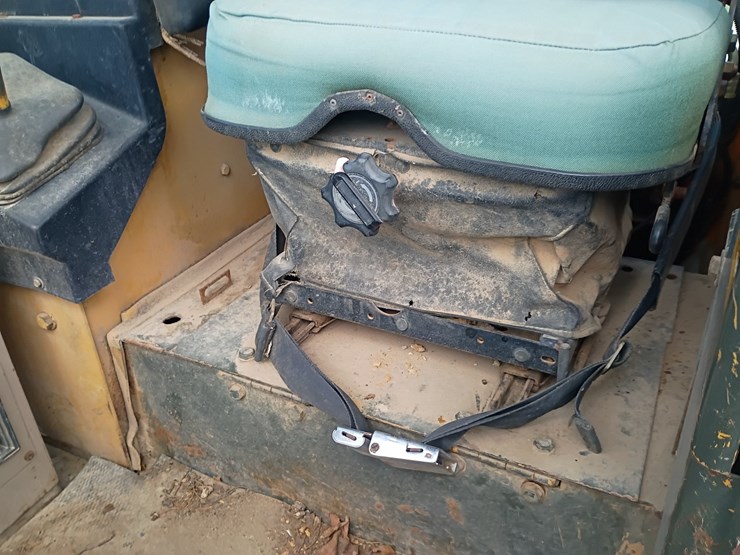 1991-deere-550g-image-23