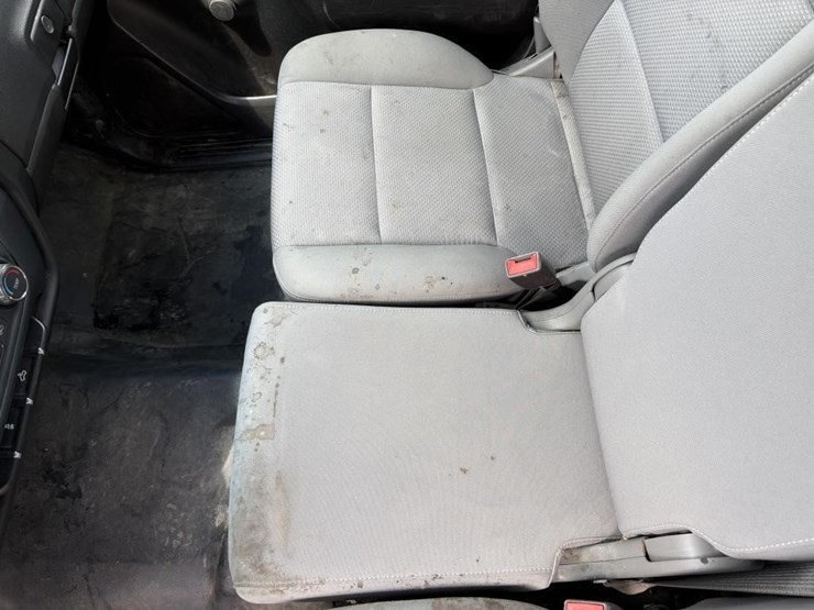 2016-chevrolet-1500-image-18