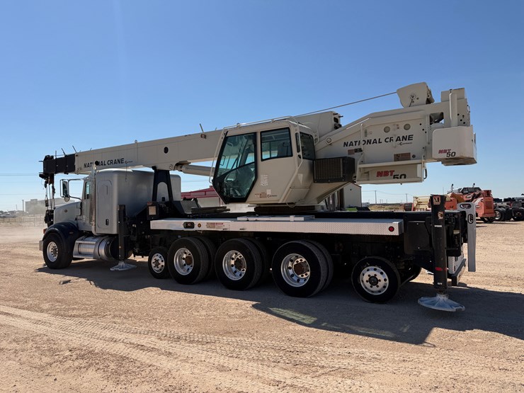 2014-peterbilt-367-image-3