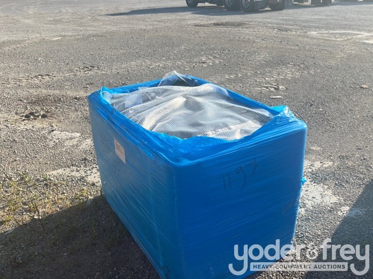 unused-2026-am---tank-116-gallon-diesel-tank-c/w-electric-pump,-manual-nozzle-image-2