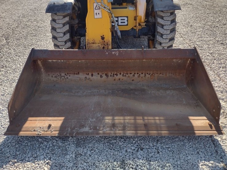 jcb-525-image-18