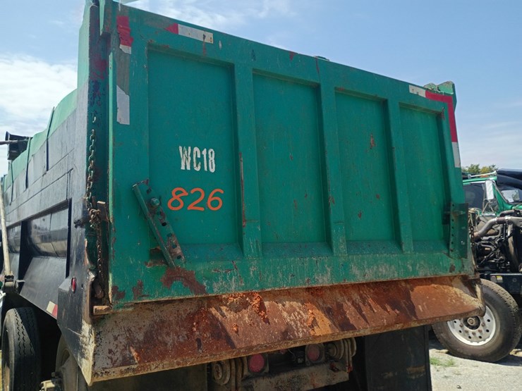 1997-mack-rd688s-image-70