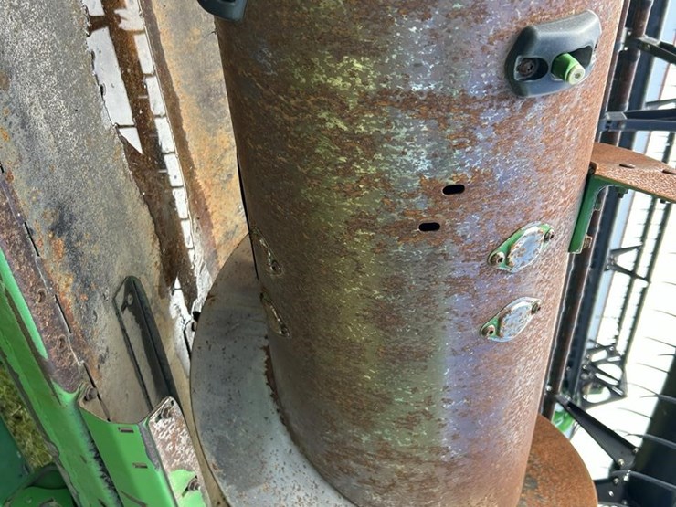 2009-john-deere-635f-image-26