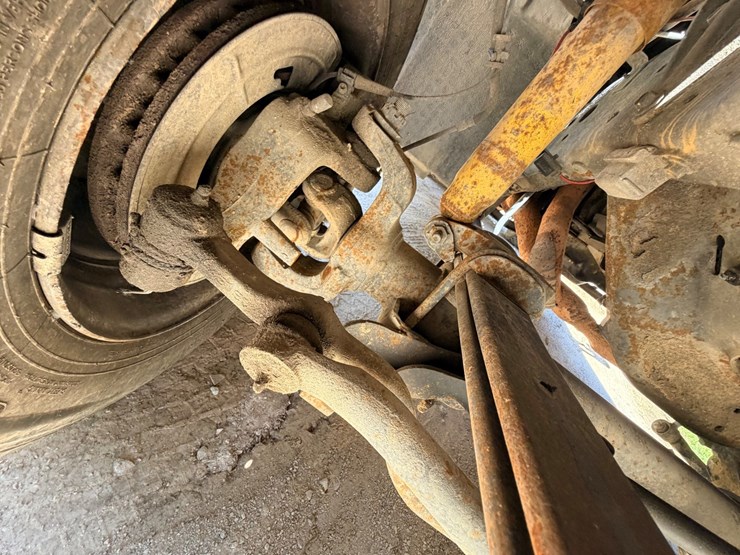 2003-ford-f550-image-22