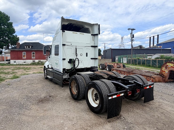 2014-international-prostar-image-10