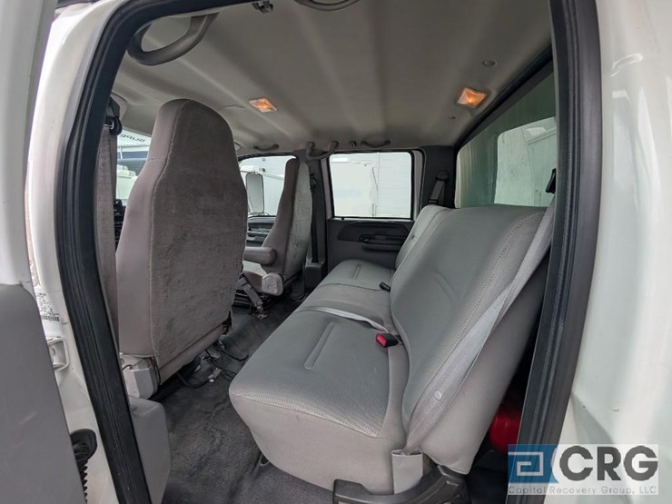 2010-ford-f650-image-21