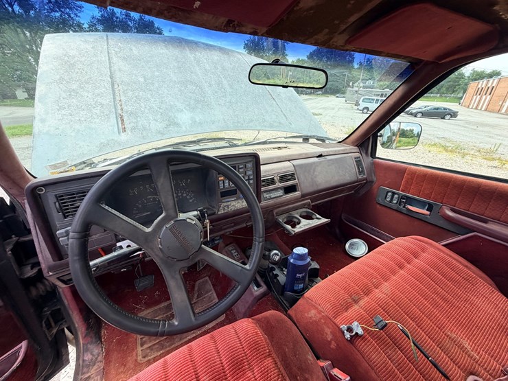 1993-chevrolet-k2500-image-43