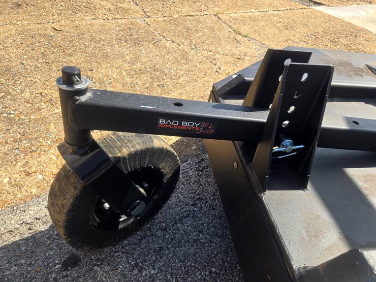 2023-mahindra-4550-image-106