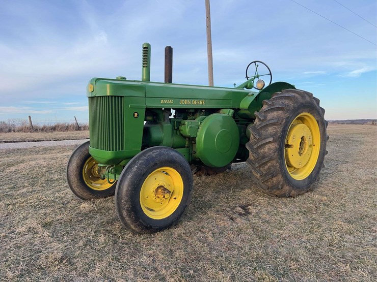 john-deere-r-image-1