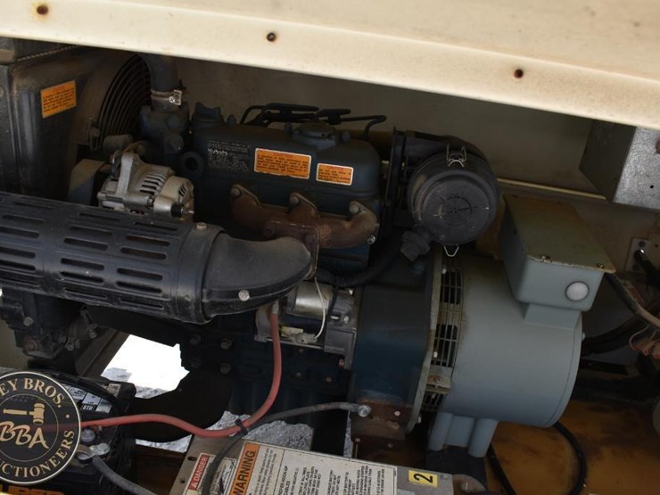 2011-terex-al4000-image-17