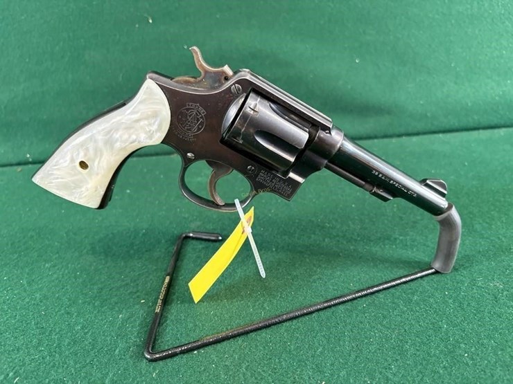 smith-&-wesson-38-s&w-spl-revolver-image-3