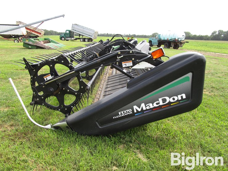 2012-mac-don-fd70-image-8