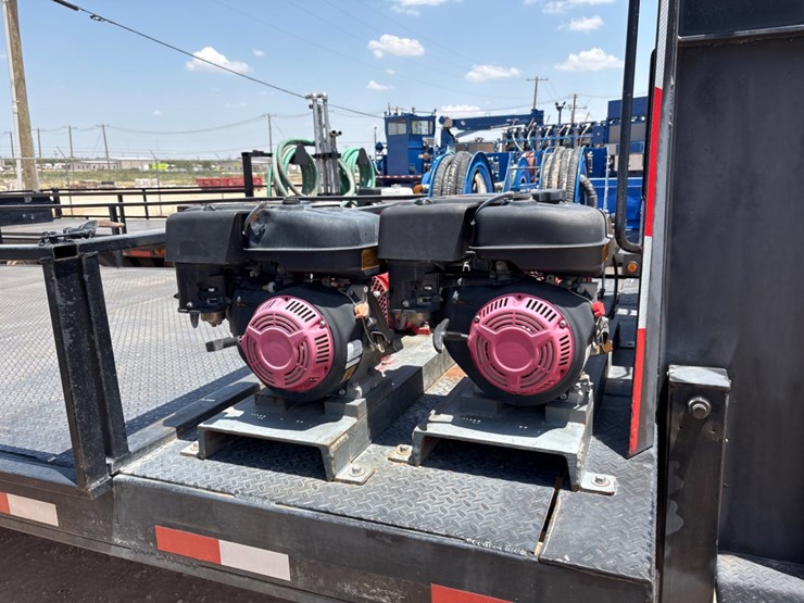 2018-gatormade-20’-x-8’-t/a-gooseneck-chemical-pump-trailer-image-3