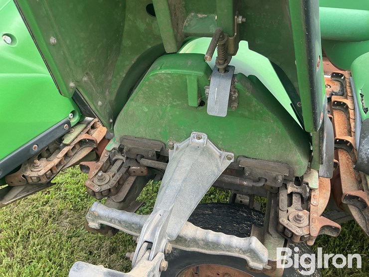 2012-john-deere-608c-image-14