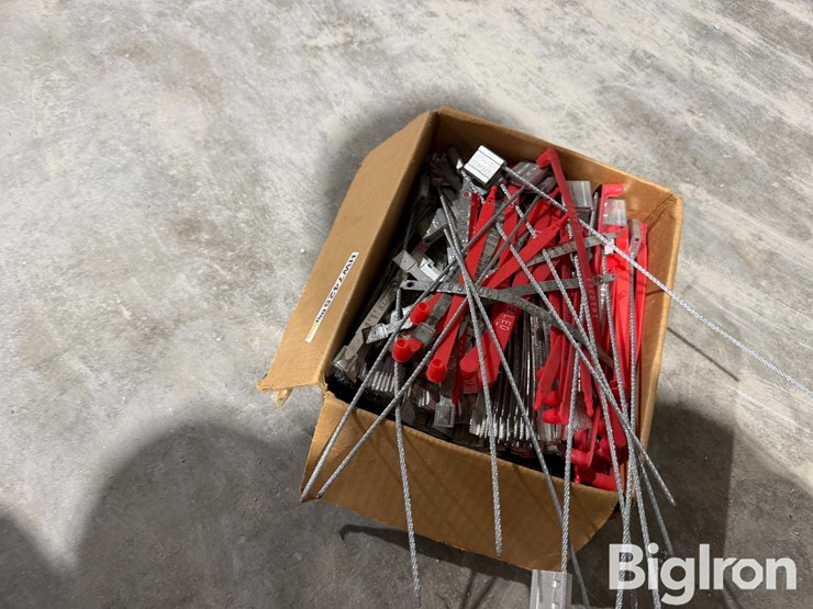 box-of-trailer-seals-image-6