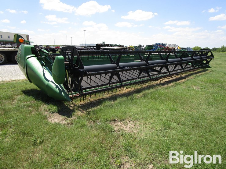 2009-john-deere-635d-image-3