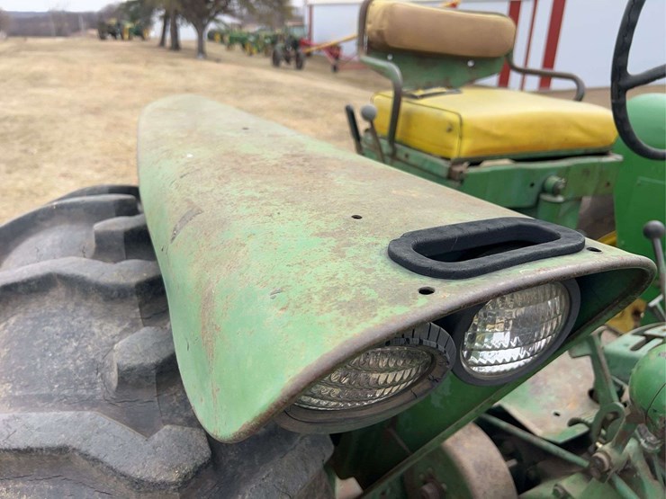 john-deere-720-image-35