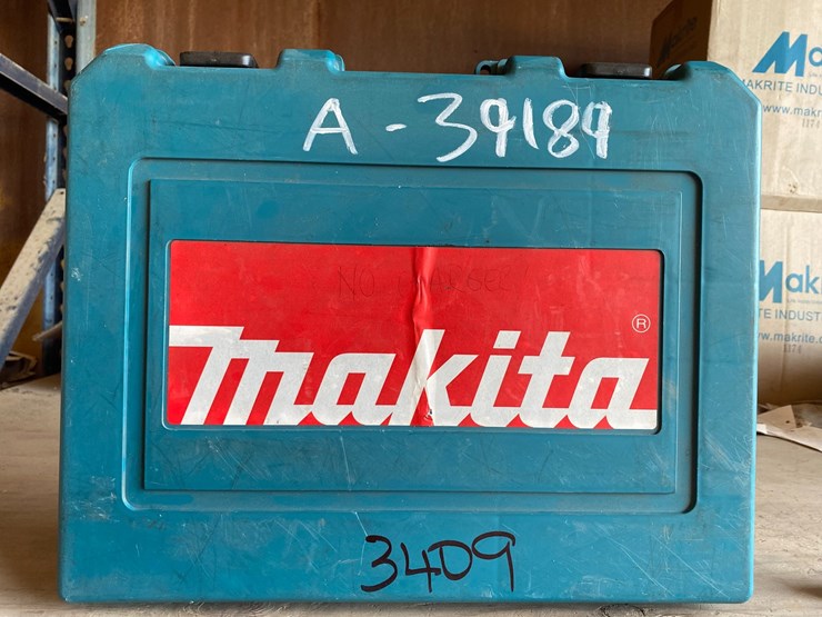 #3409-•-makita-impact-driver-with-battery-and-charger-image-1
