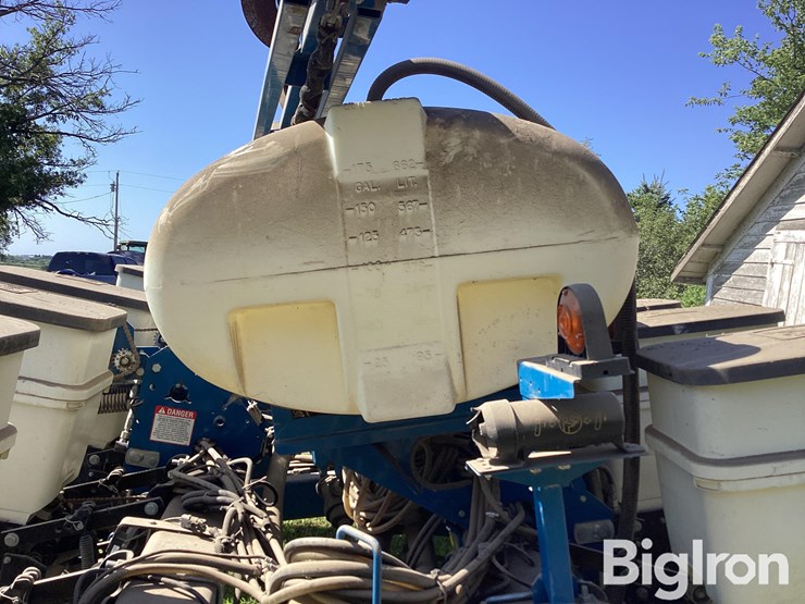 kinze-3200-image-12