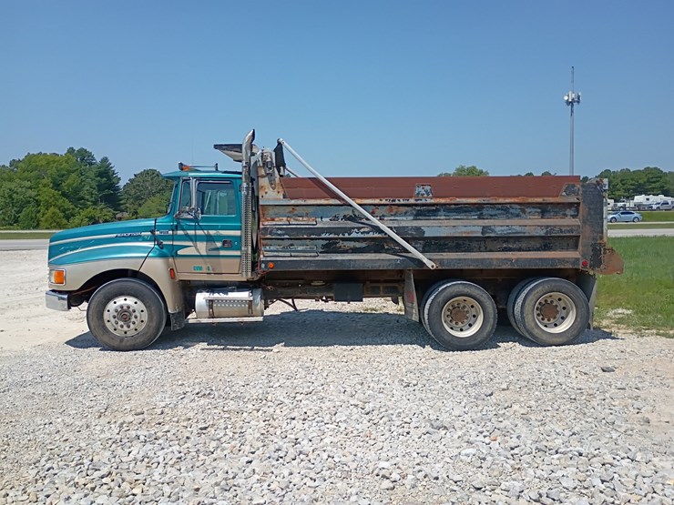 1994-ford-ltla9000-image-3