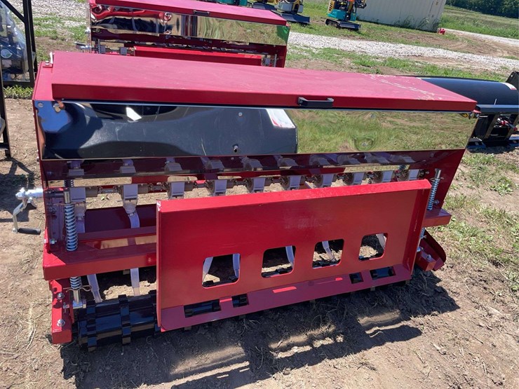 agt-skid-steer-seed-drill-image-4