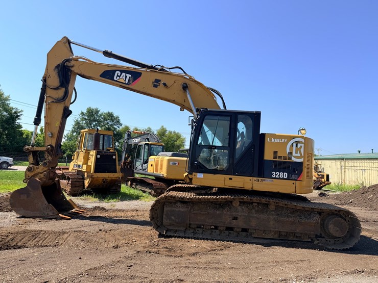 2010-caterpillar-328d-image-5