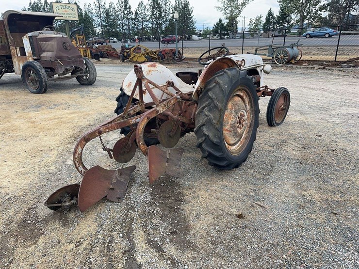 ford-8n-image-5