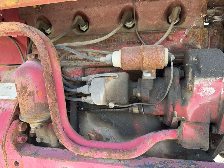 farmall-300-gas-image-11