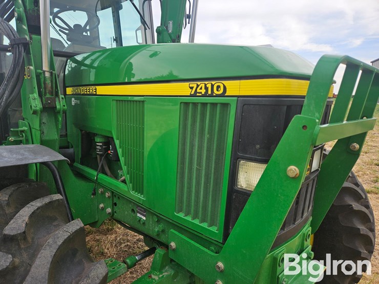 2002-john-deere-7410-image-11