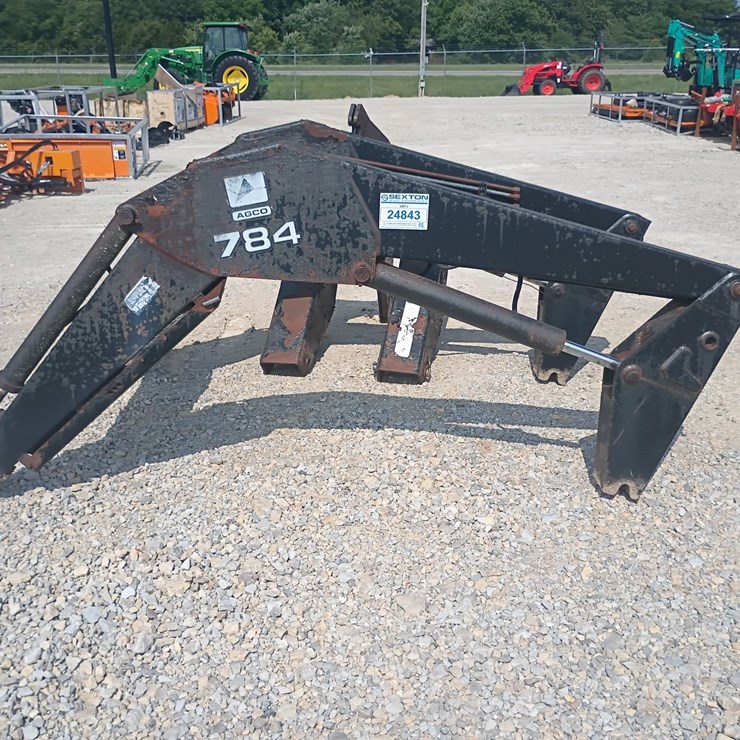 #24843 • AGCO 784 Loader w/ Brackets