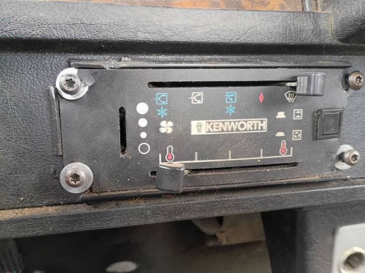 1995-kenworth-t600-image-54