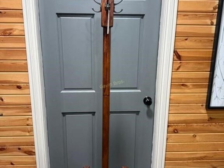 coat-hanger-w/umbrella-storage-image-1