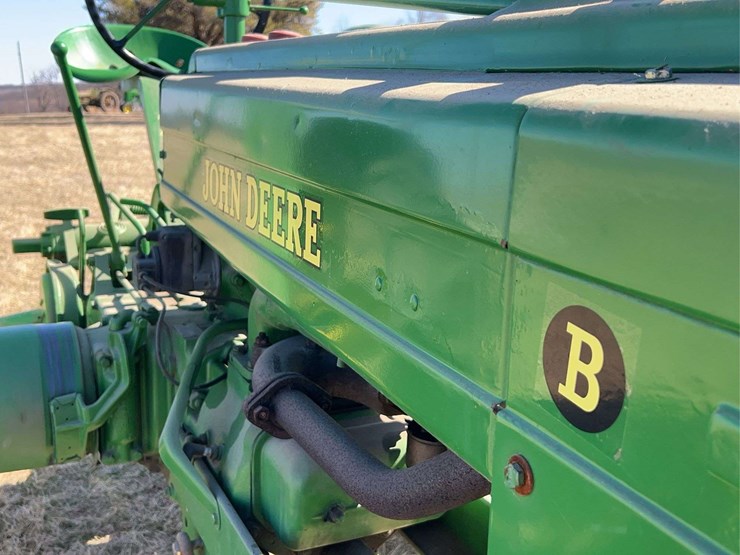 john-deere-model-b-image-11