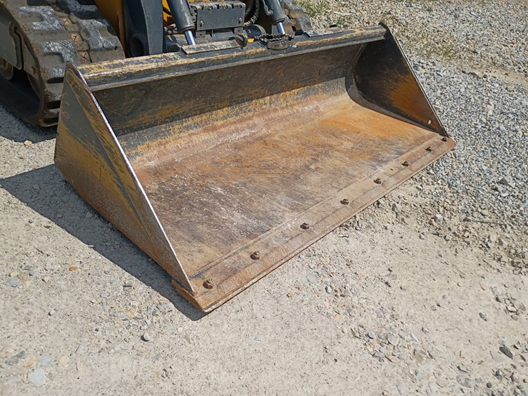deere-325g-image-58