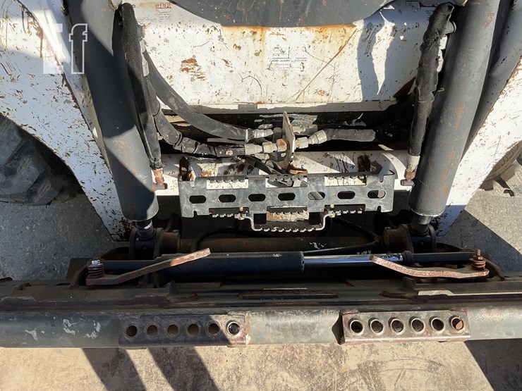 2018-bobcat-s570-image-10