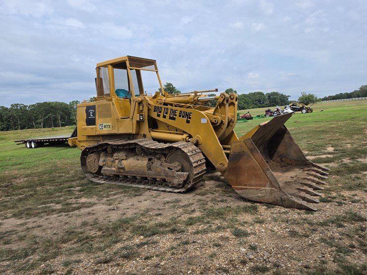 1983-caterpillar-973-image-25