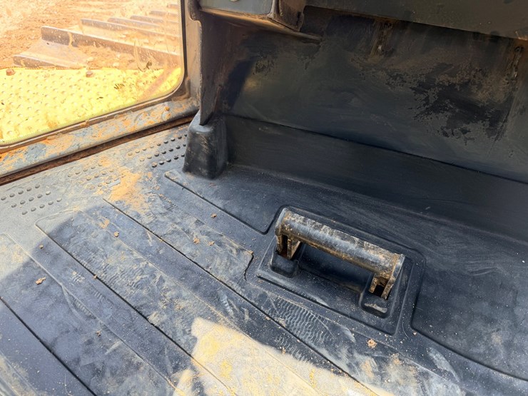 2017-deere-950k-image-69