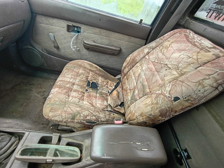 1998-toyota-tacoma-image-37