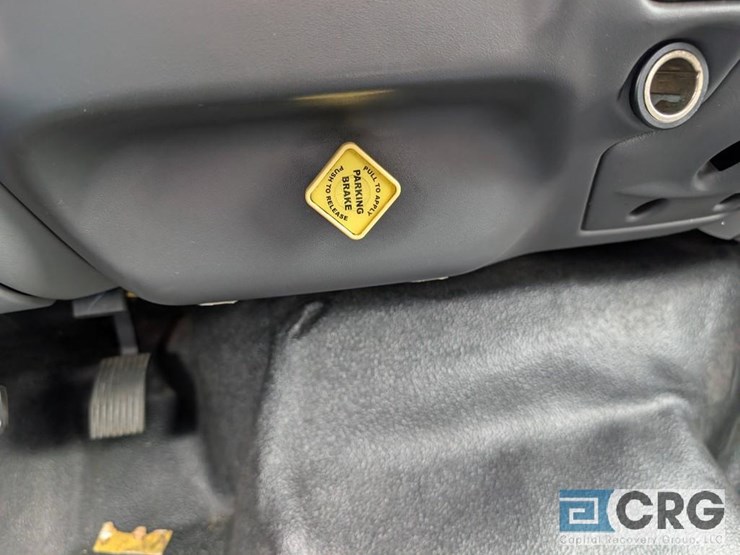 2010-ford-f650-image-29