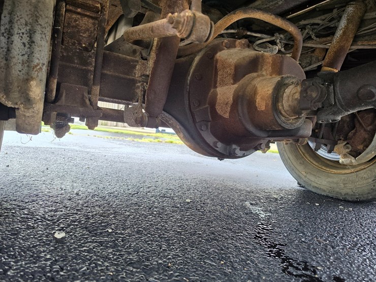 2000-ford-f550-image-110
