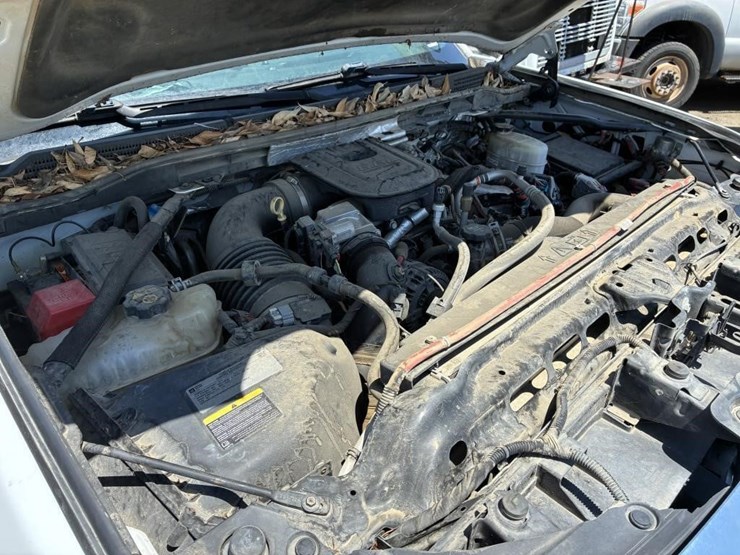 2015-gmc-3500hd-image-19