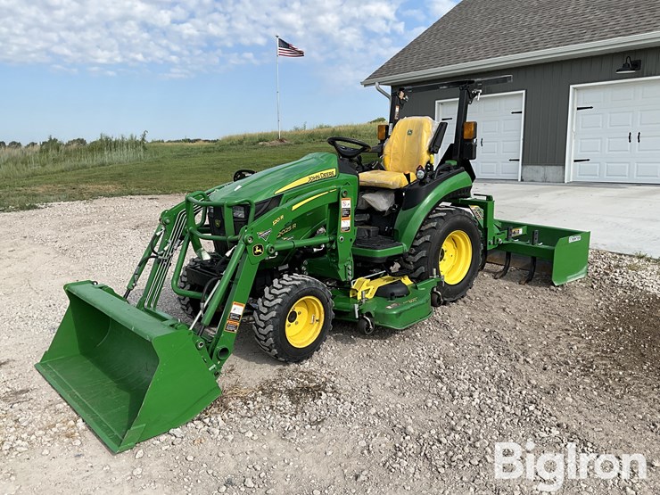 2023-john-deere-2025r-image-1